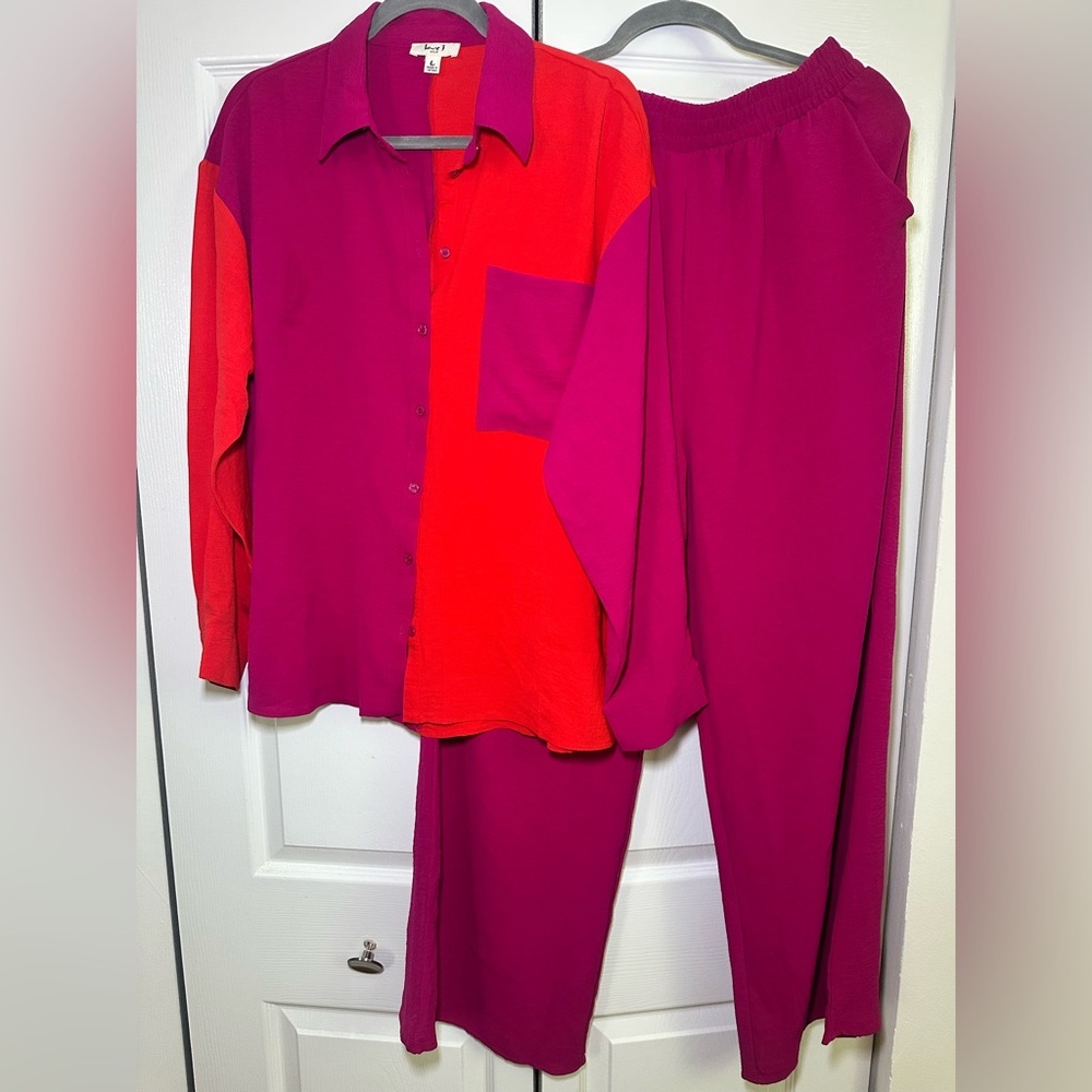 Two-Piece Colorblock Button-Up & Wide-Leg Pant Set – Pink & Red - Size L